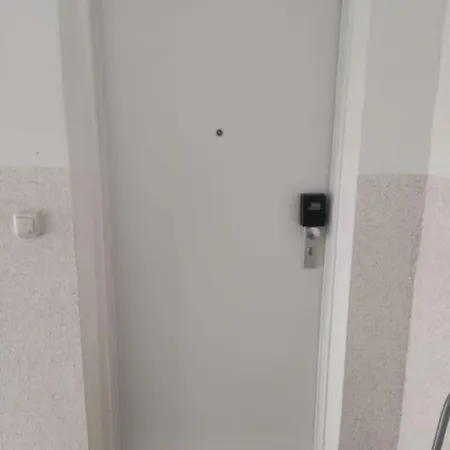 Apartment Gemuetliches Mit Balkon In